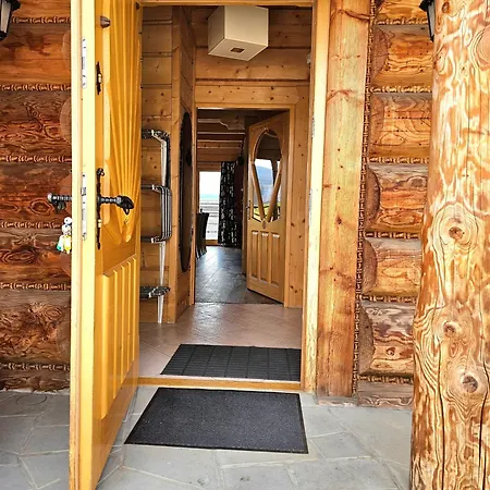 Alpehytte Mountain Shelter Gawlaki *