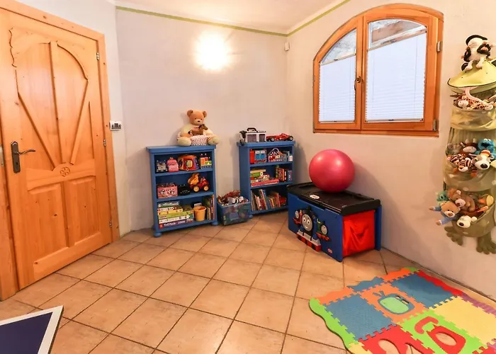 Mountain Shelter Gawlaki