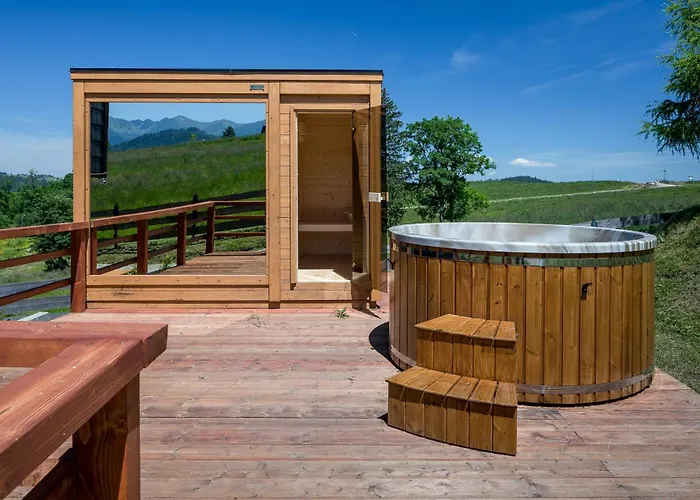 Chalet Mountain Shelter Gawlaki